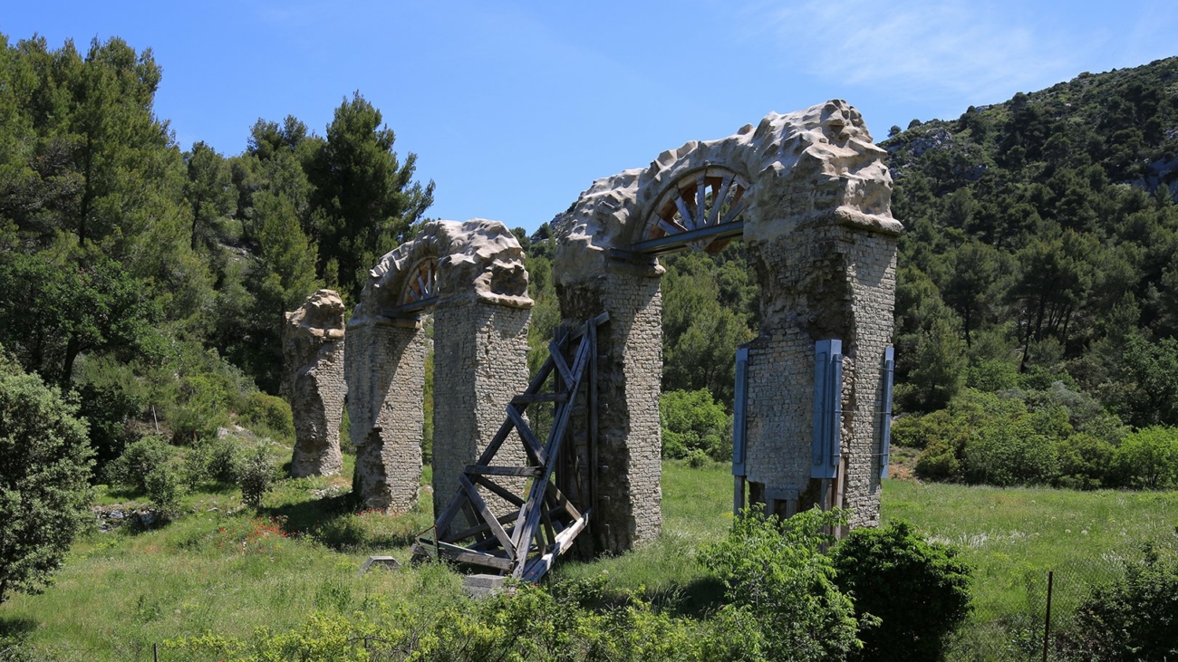 Aqueduc-tracconade_meyrargues